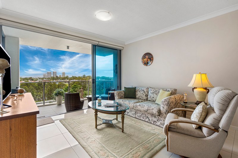 Photo - Unit 3402/25-31 East Quay Drive, Biggera Waters QLD 4216 - Image 3