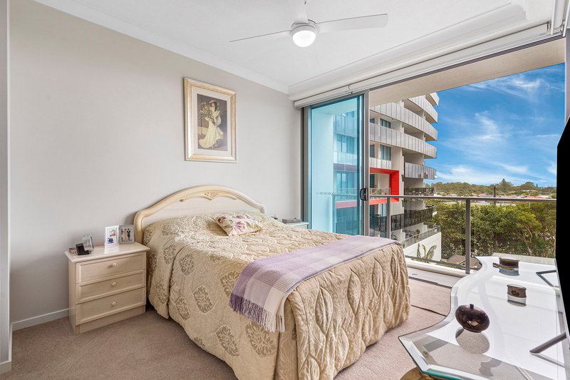 Photo - Unit 3402/25-31 East Quay Drive, Biggera Waters QLD 4216 - Image 9