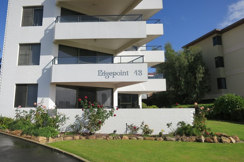 Photo - Unit 3/43 South Perth Esplanade, South Perth WA 6151 - Image 14