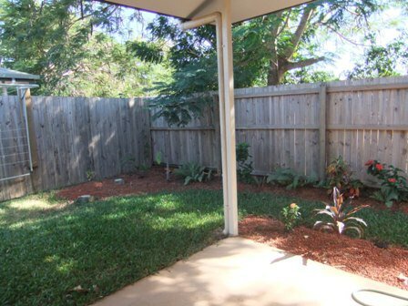 Photo - Unit 3/5 Transmission Street, Rocky Point QLD 4874 - Image 5