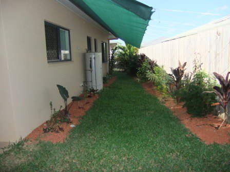 Photo - Unit 3/5 Transmission Street, Rocky Point QLD 4874 - Image 6