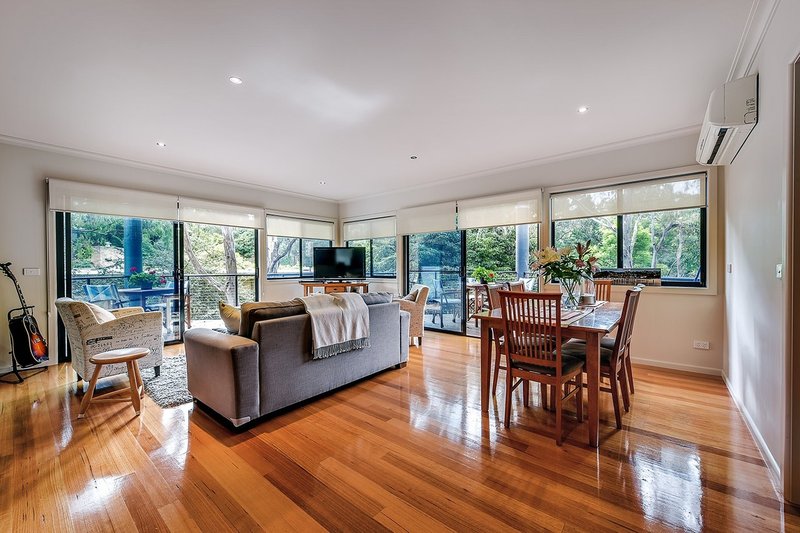 Photo - Unit 3/6 David Road, Metung VIC 3904 - Image 2