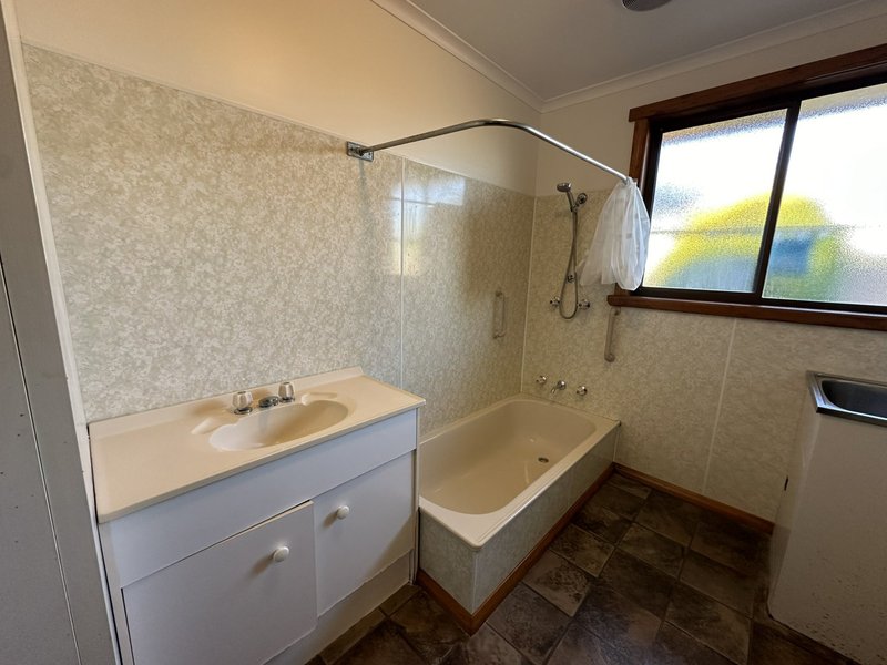 Photo - Unit 3/6 Port Road, Wynyard TAS 7325 - Image 10