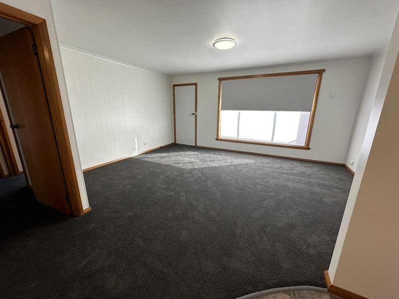 Photo - Unit 3/6 Port Road, Wynyard TAS 7325 - Image 4