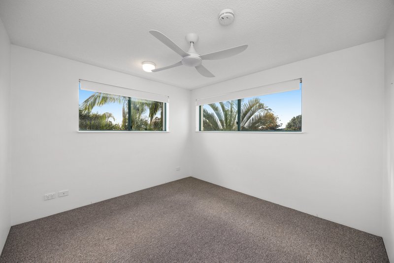 Photo - Unit 3/64 Esplanade , Golden Beach QLD 4551 - Image 8
