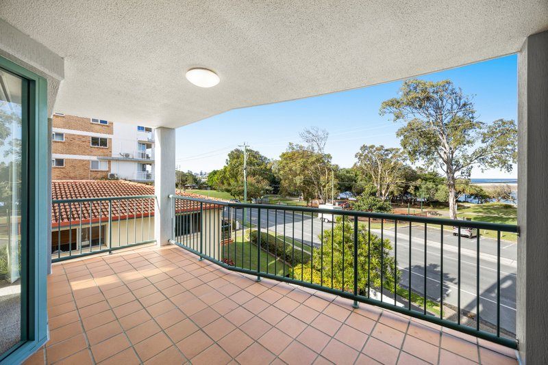 Photo - Unit 3/64 Esplanade , Golden Beach QLD 4551 - Image 9