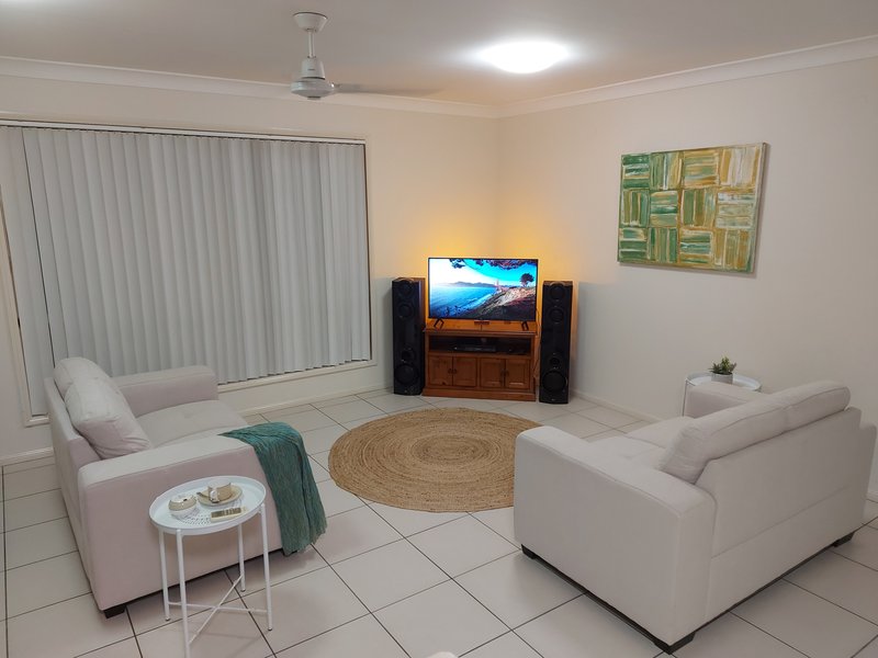 Photo - Unit 3/67 East Street, Esk QLD 4312 - Image 7