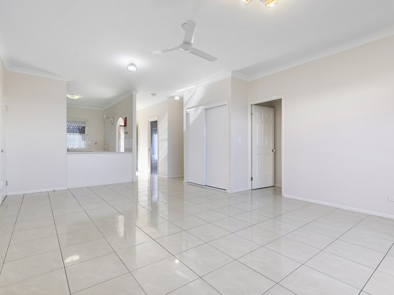 Photo - Unit 3/7 Coolgarra Ave , Bongaree QLD 4507 - Image 4