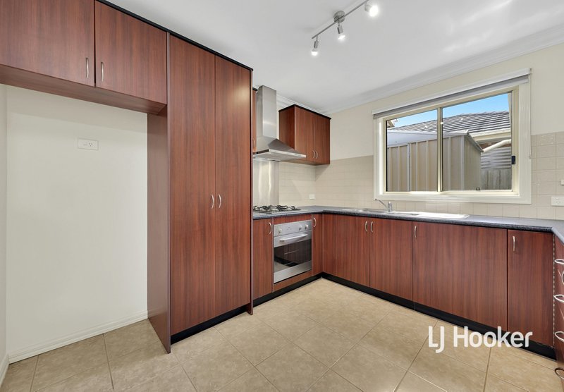 Photo - Unit 3/96 Queen Street, Wallan VIC 3756 - Image 3