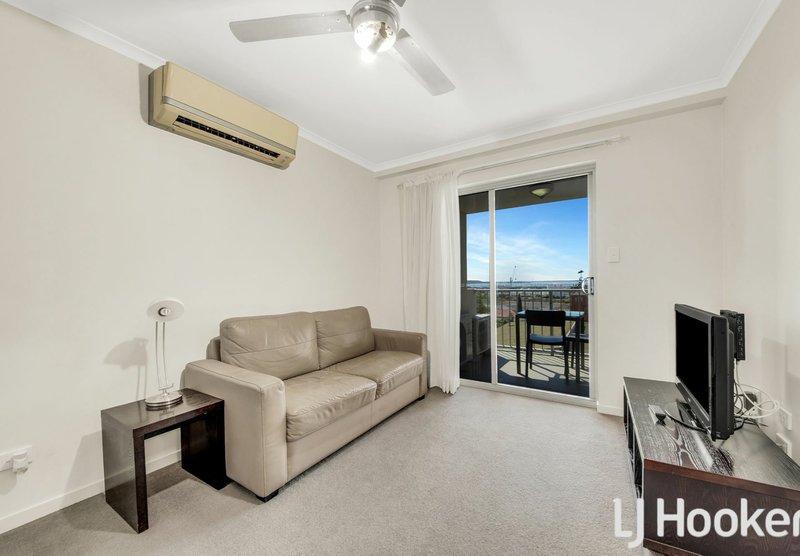 Photo - Unit 407-408/66 Oaka Lane, Gladstone Central QLD 4680 - Image 6