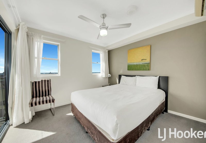 Photo - Unit 407-408/66 Oaka Lane, Gladstone Central QLD 4680 - Image 7