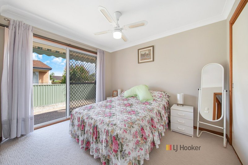 Photo - Unit 4/1 Dan Close, Gorokan NSW 2263 - Image 6