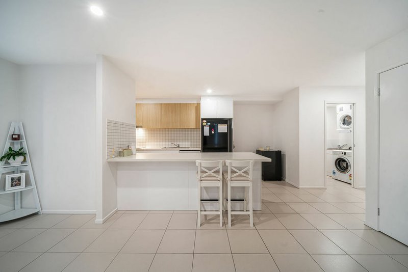 Photo - Unit 410/1 High Street, Sippy Downs QLD 4556 - Image 5