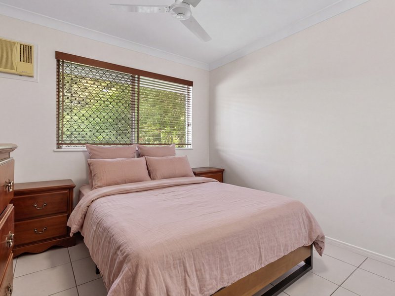 Photo - Unit 4/12-14 Old Smithfield Road, Freshwater QLD 4870 - Image 10
