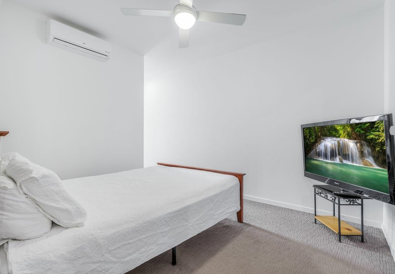 Photo - Unit 413/22 Andrews Street, Cannon Hill QLD 4170 - Image 11