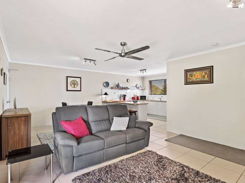 Photo - Unit 4/16 Bibimulya St , Bellara QLD 4507 - Image 5