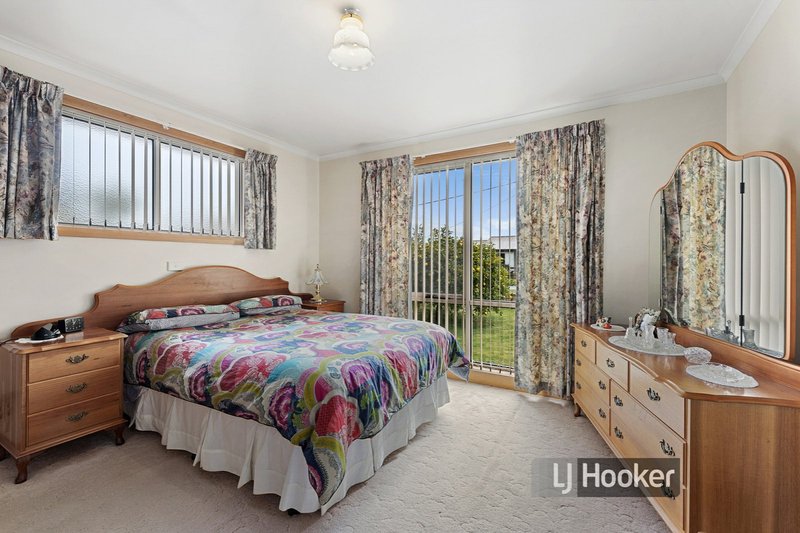 Photo - Unit 4/16 Reid Street, Wynyard TAS 7325 - Image 7