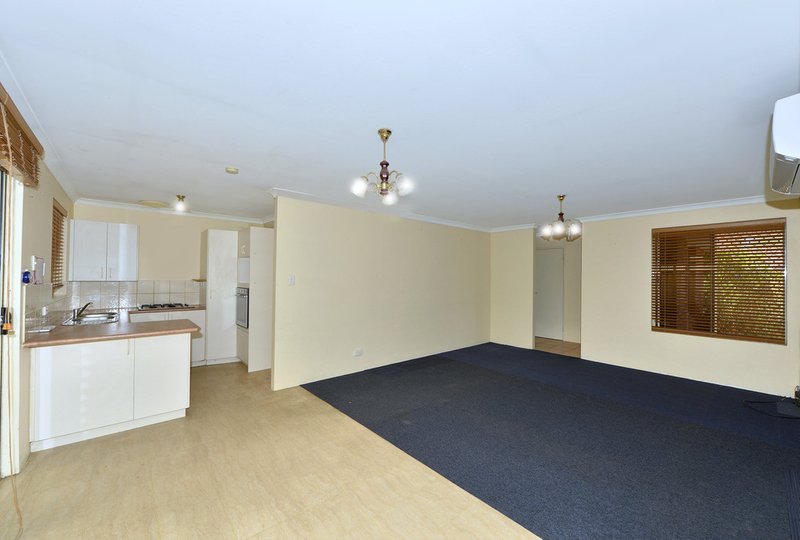 Photo - Unit 4/16 Wattleglen Avenue, Erskine WA 6210 - Image 6