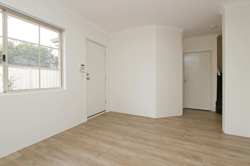 Photo - Unit 4/169 Swansea Street, East Victoria Park WA 6101 - Image 2