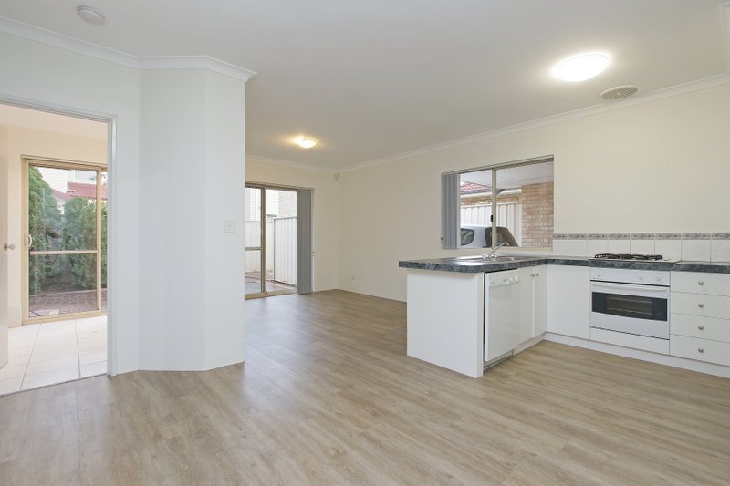 Photo - Unit 4/169 Swansea Street, East Victoria Park WA 6101 - Image 5