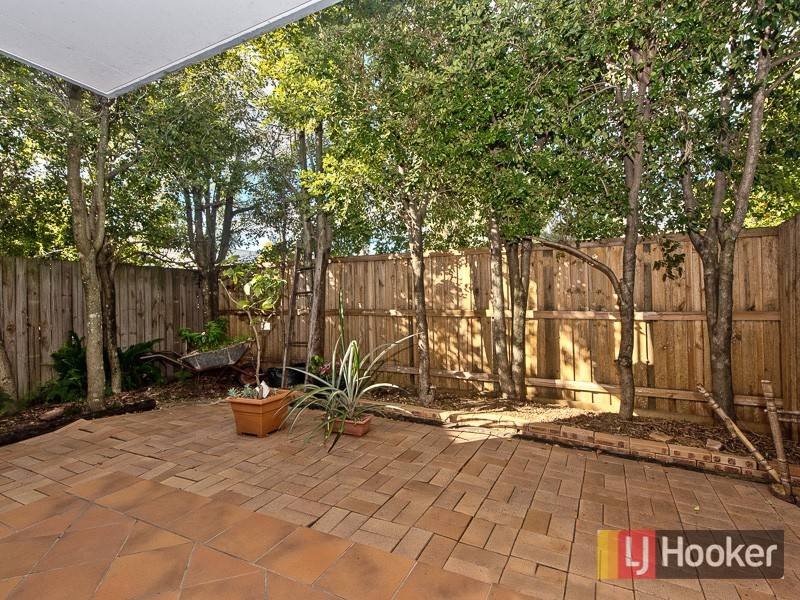 Photo - Unit 4/2 Halcomb Street, Zillmere QLD 4034 - Image 2