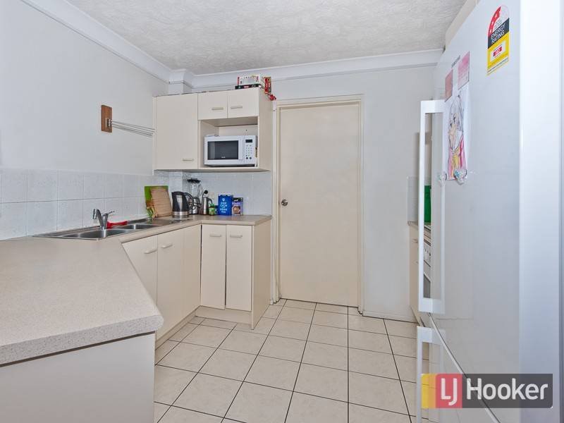 Photo - Unit 4/2 Halcomb Street, Zillmere QLD 4034 - Image 5