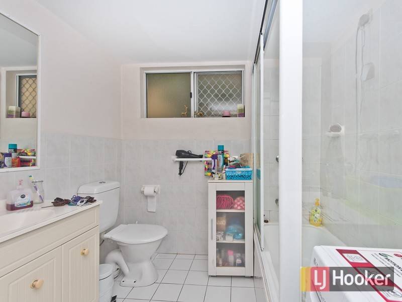 Photo - Unit 4/2 Halcomb Street, Zillmere QLD 4034 - Image 8