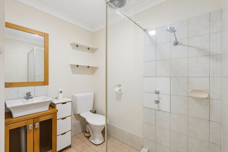 Photo - Unit 4/2 Hogarth Street, Cannington WA 6107 - Image 14