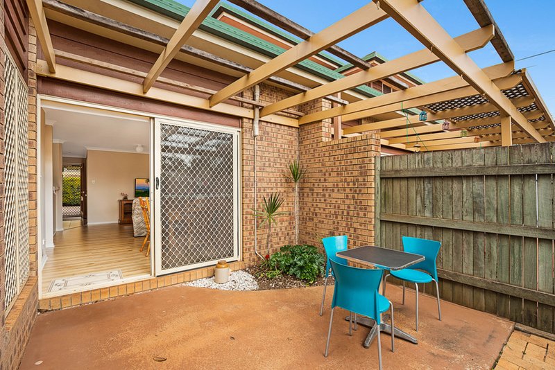 Photo - Unit 4/216 Geddes Street, South Toowoomba QLD 4350 - Image 10