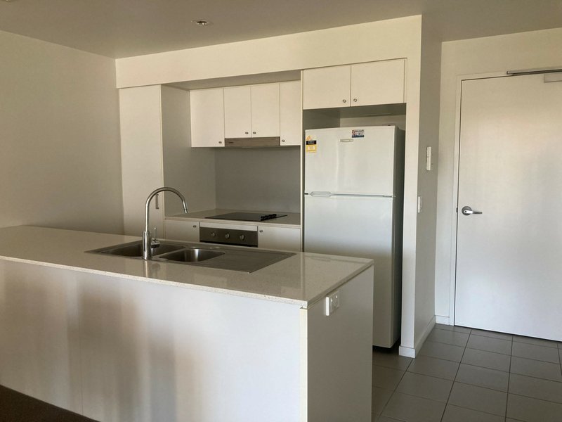 Photo - Unit 42/17 Roseberry Street, Gladstone Central QLD 4680 - Image 5