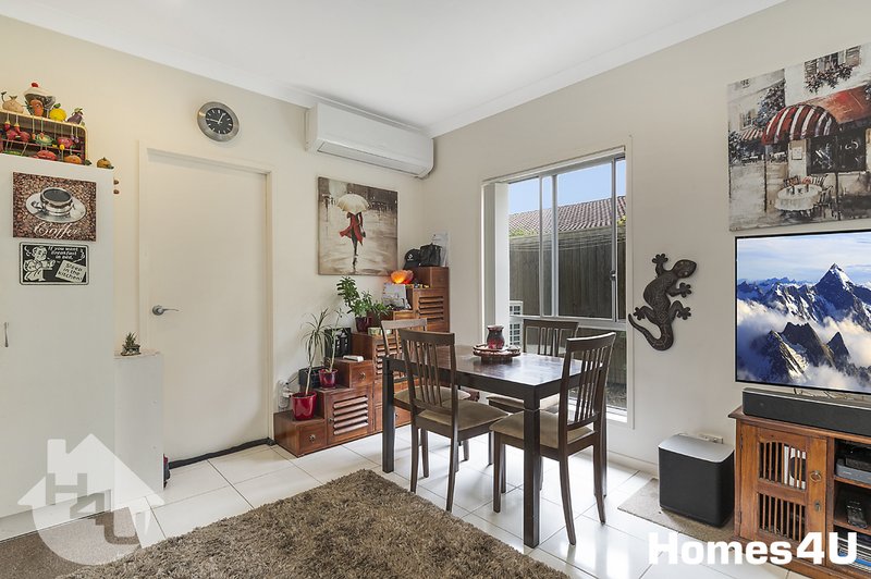 Photo - Unit 4/27 Tilley St , Redcliffe QLD 4020 - Image 6