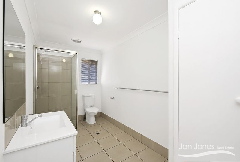 Photo - Unit 4/28 Josephine St , Redcliffe QLD 4020 - Image 8