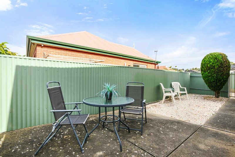 Photo - Unit 4/32 Hill Street, Victor Harbor SA 5211 - Image 15