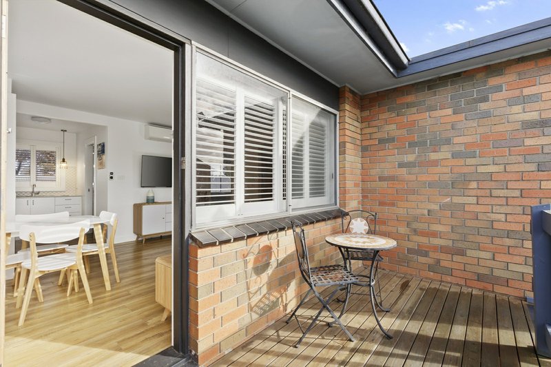 Photo - Unit 4/42 Dudley Parade, St Leonards VIC 3223 - Image 2