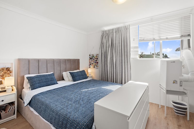 Photo - Unit 4/43 Fifth Ave , Sandgate QLD 4017 - Image 6