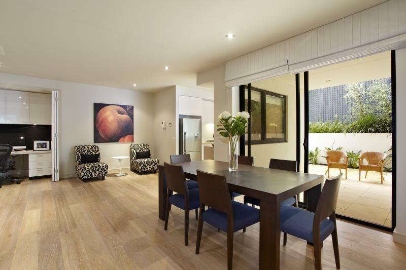 Photo - Unit 4/48 Balaclava Road, St Kilda East VIC 3183 - Image 2