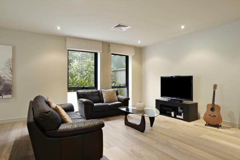 Photo - Unit 4/48 Balaclava Road, St Kilda East VIC 3183 - Image 4