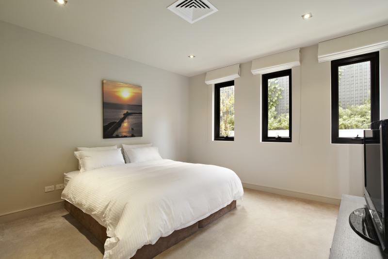 Photo - Unit 4/48 Balaclava Road, St Kilda East VIC 3183 - Image 7