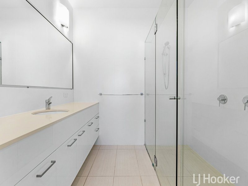 Photo - Unit 4/541 Esplanade , Urangan QLD 4655 - Image 13