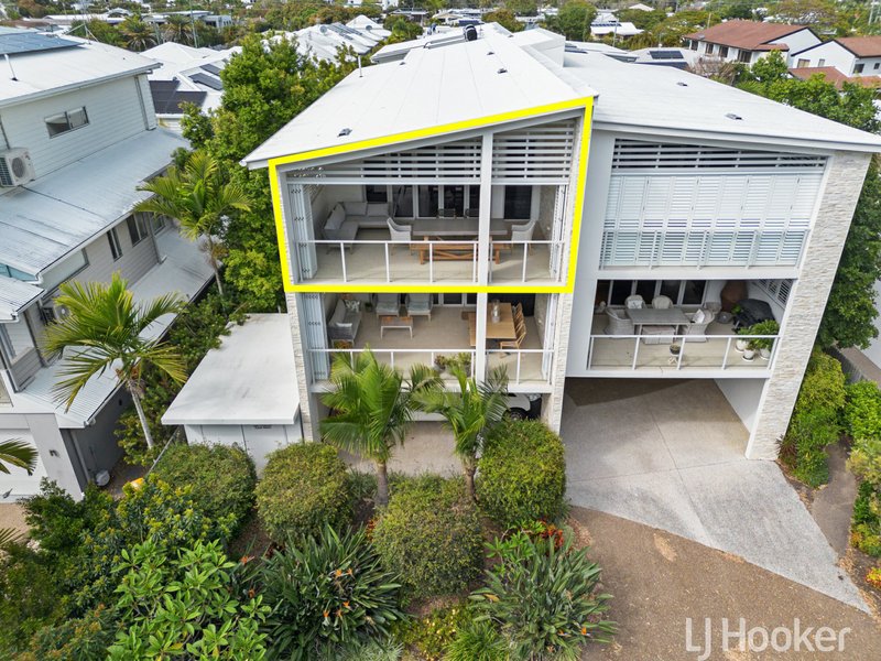 Photo - Unit 4/541 Esplanade , Urangan QLD 4655 - Image 16