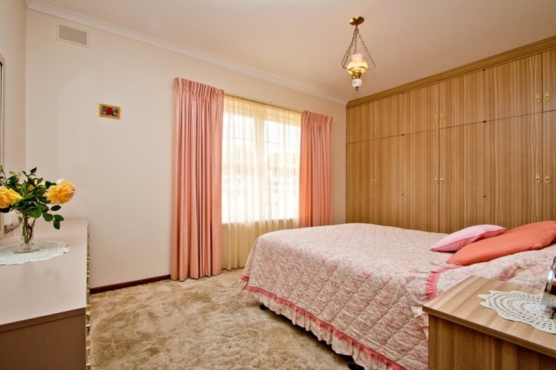 Photo - Unit 4/59 Beach Street, Grange SA 5022 - Image 5