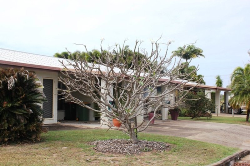 Photo - Unit 4/6 Ferrero Street, Lucinda QLD 4850 - Image 10