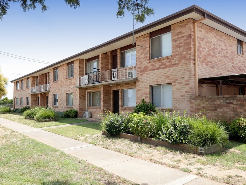 Unit 4/69 Beckwith Street, Wagga Wagga NSW 2650