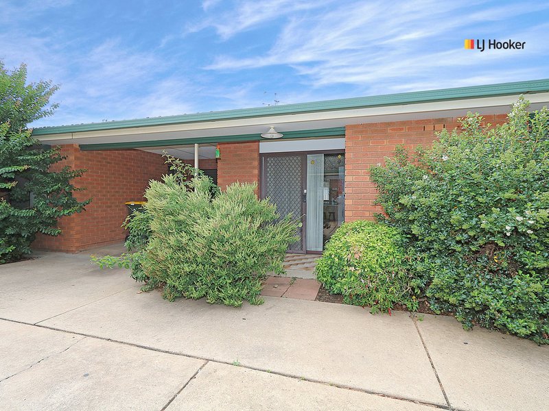 Photo - Unit 4/7 Langdon Avenue, Wagga Wagga NSW 2650 - Image 2