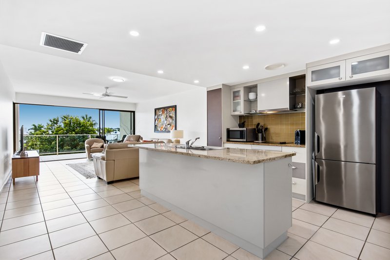 Photo - Unit 47/1 Grenada Way, Kawana Island QLD 4575 - Image 5