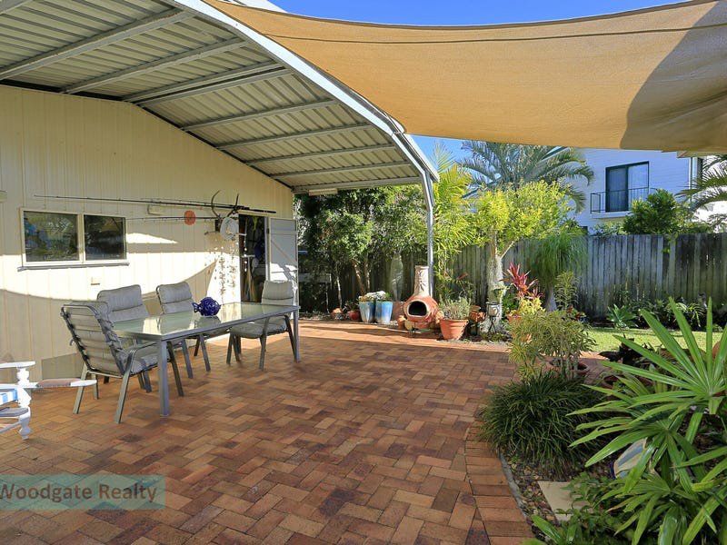 Photo - Unit 4/83 Mackerel Street, Woodgate QLD 4660 - Image 2