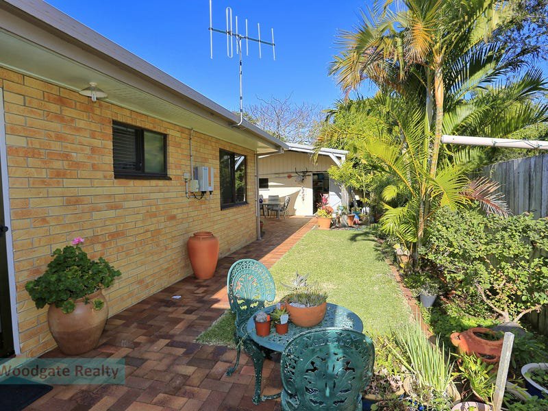 Photo - Unit 4/83 Mackerel Street, Woodgate QLD 4660 - Image 4