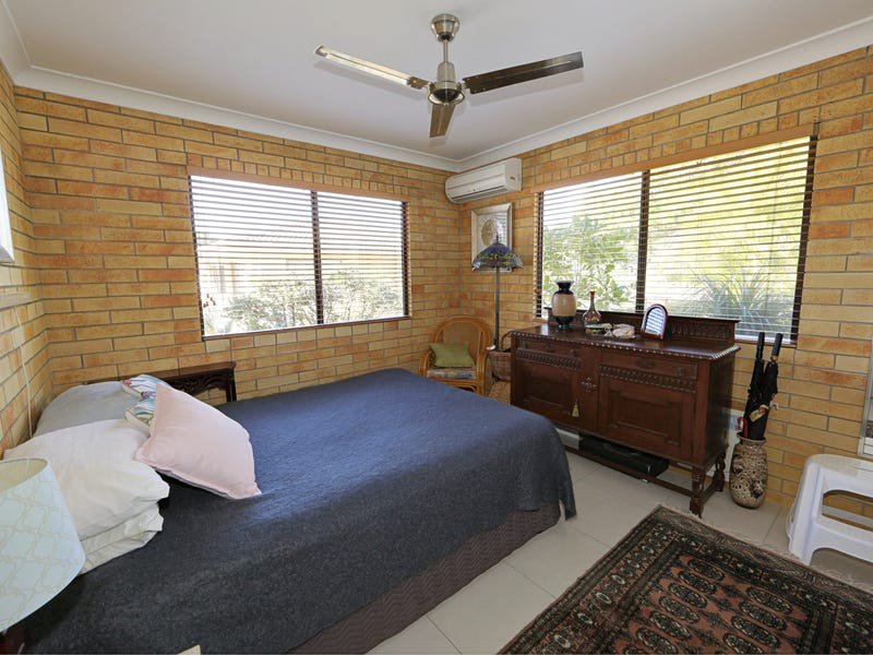 Photo - Unit 4/83 Mackerel Street, Woodgate QLD 4660 - Image 8