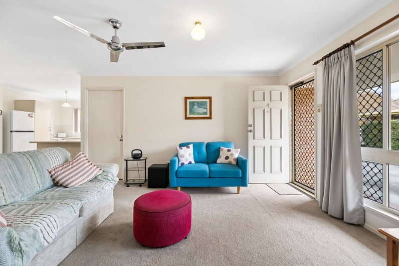 Photo - Unit 4/84 Ashmole Road, Redcliffe QLD 4020 - Image 4