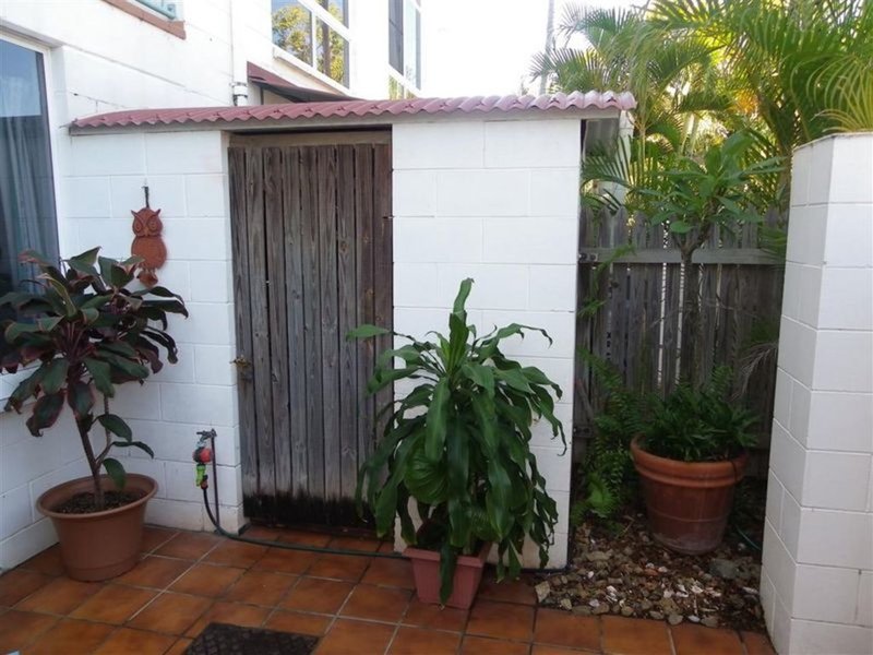 Photo - Unit 4/89 Horseshoe Bay Road, Bowen QLD 4805 - Image 22